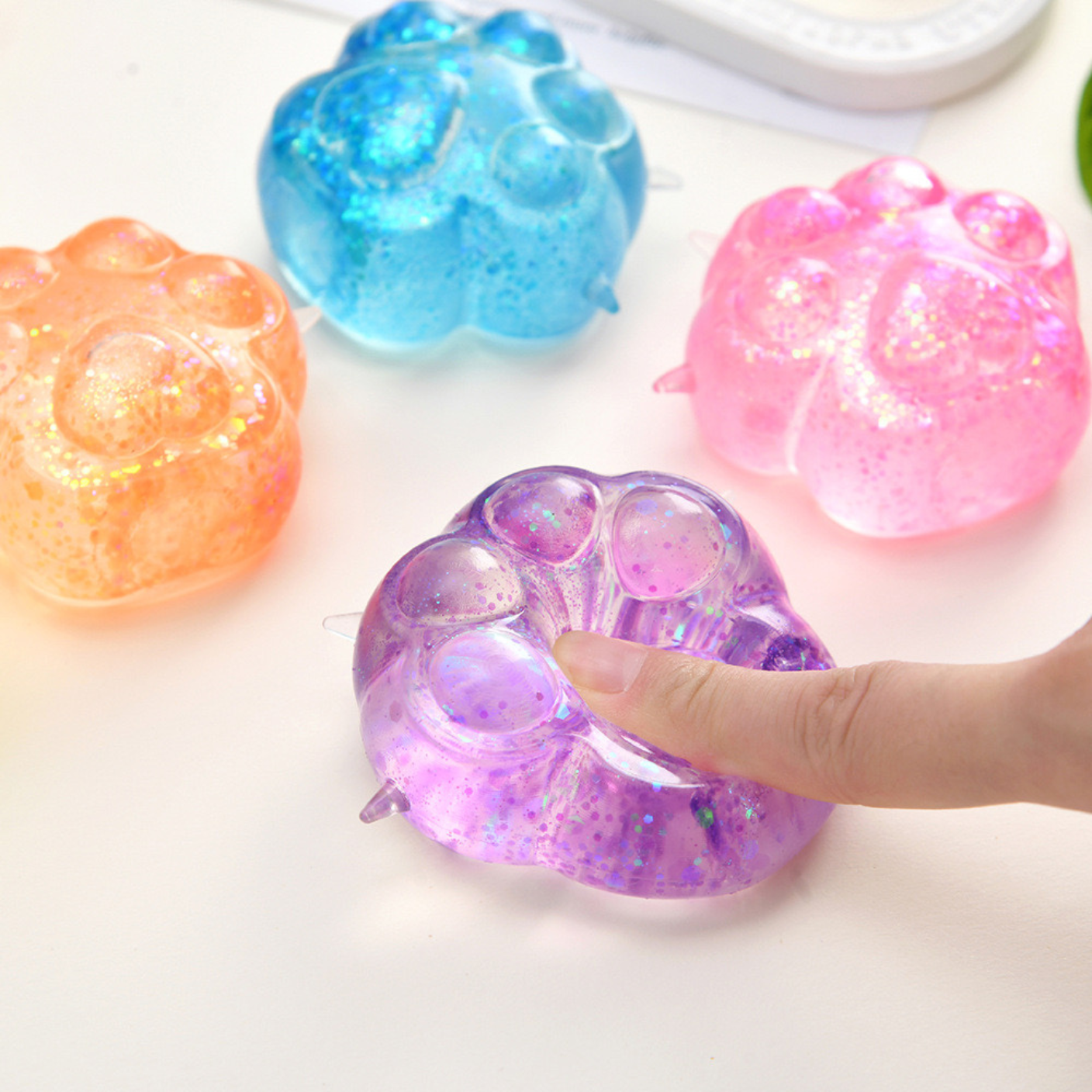 سكوشي كف القطة سكوشي كف القطة