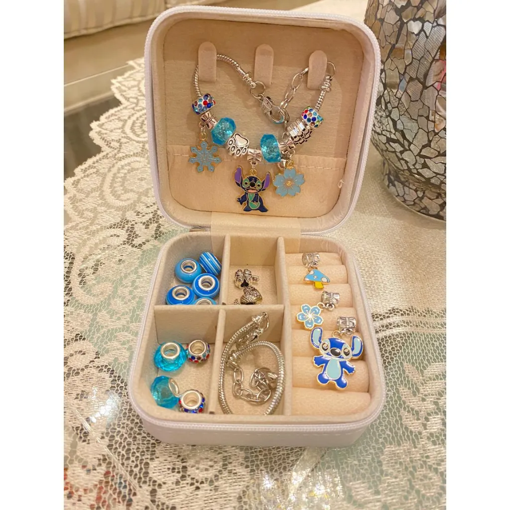 مجموعة اساور باندورا